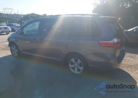 2017 Toyota Sienna Le 8 Passenger from USA, damaged, VIN 5TDKZ3DC2HS798711